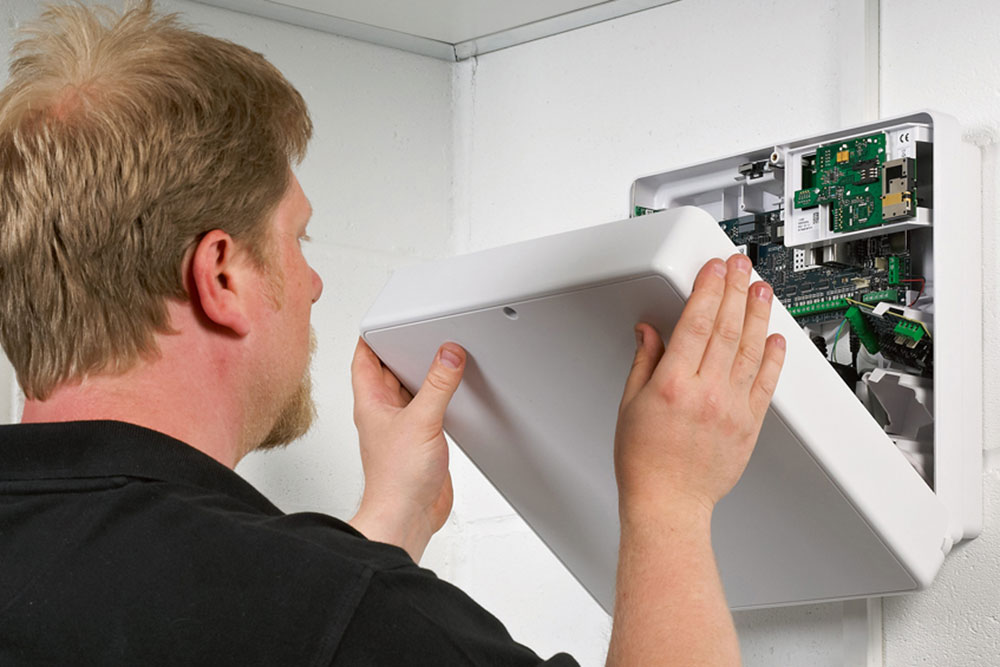 Instalare alarme Brasov